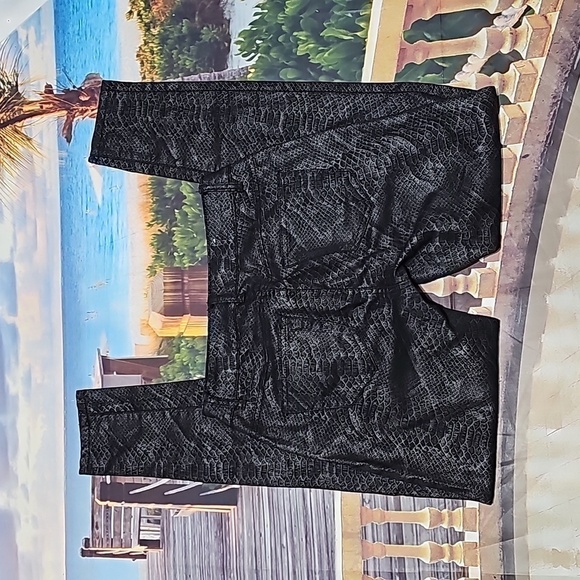 Free Culture Snake Print Skinny Jeans Size 5 - Picture 5 of 5